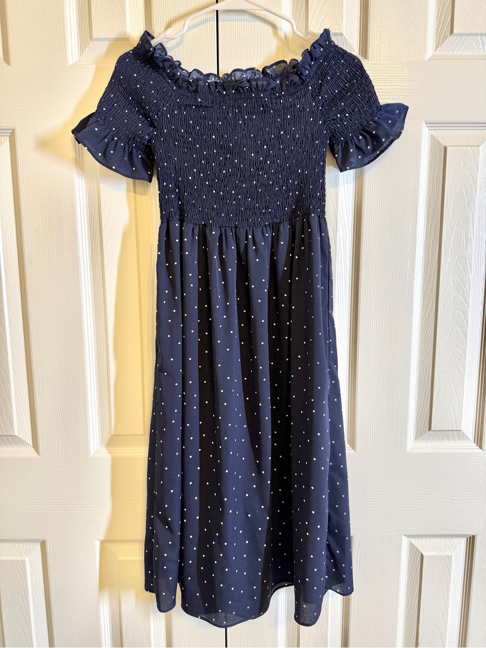 Pink Blush Maternity Friendly Midi Polka Dot Navy White Dress Size M Smocked EUC